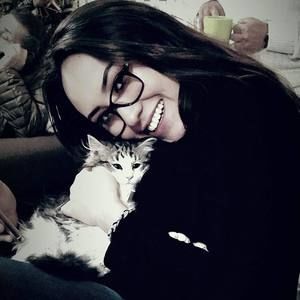 Meet your Posher, Luisa